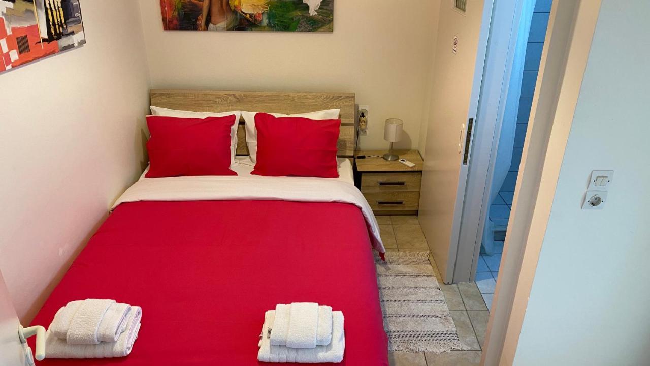 Port Apartment *